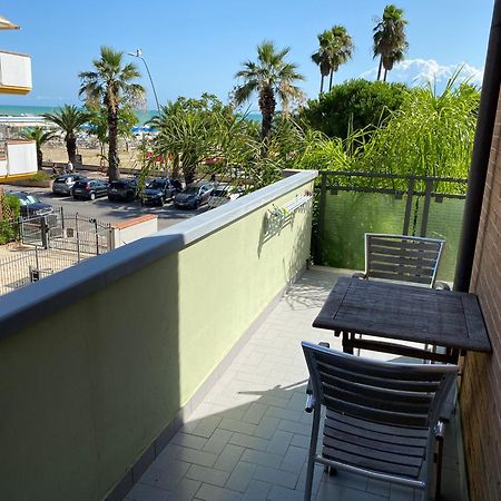 Residence Playa Tortoreto Екстериор снимка